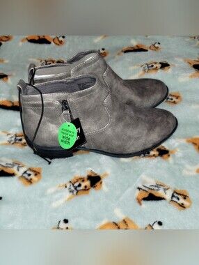 Arizona Brand Memory Foam Ankle Booties with Side Zip